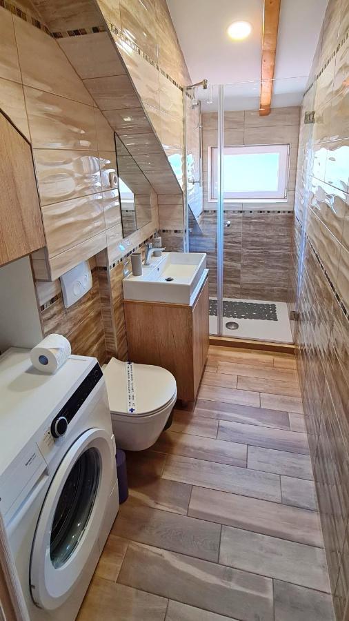 Attic Split Apartment Near City Centre Kültér fotó