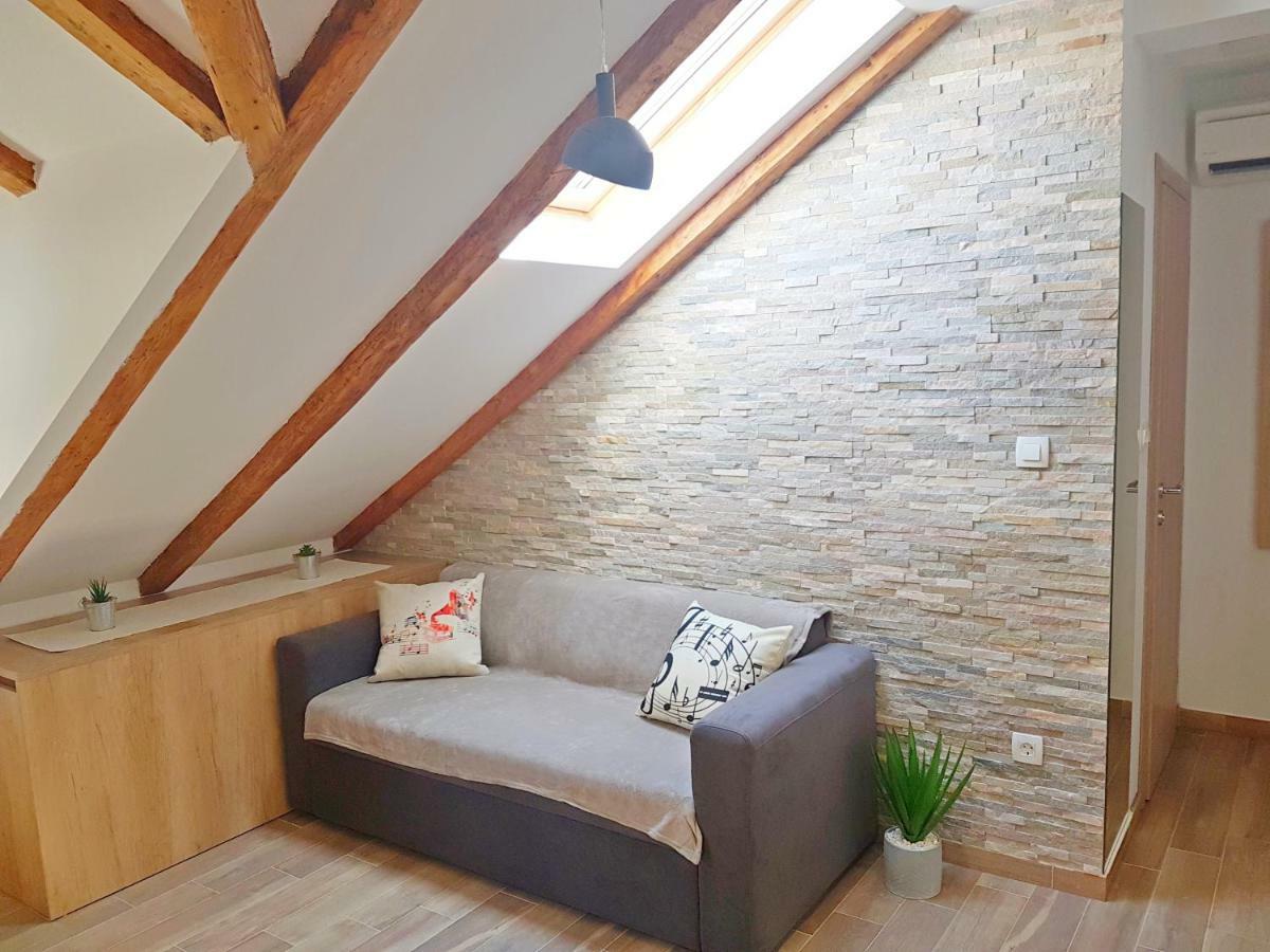 Attic Split Apartment Near City Centre Kültér fotó